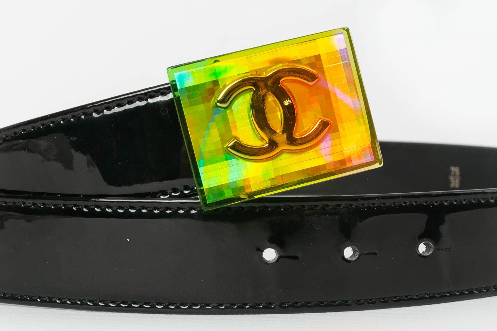 Chanel Black Leather and Gilded Metal Belt Spring-Summer Collection, 1997 For Sale 3