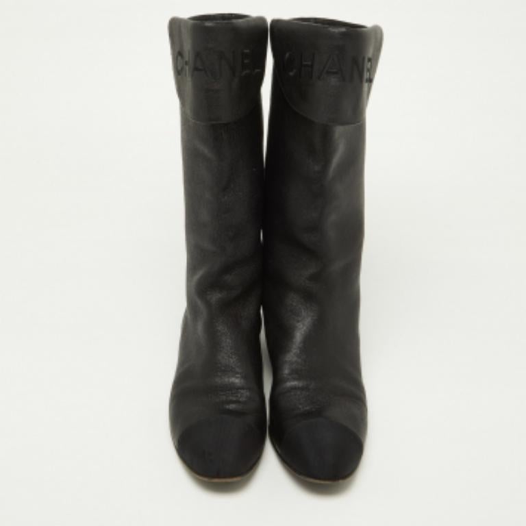 Chanel - Bottes mi-mollets en cuir noir et gros grain - Taille 37,5 Bon état - En vente à Dubai, Al Qouz 2