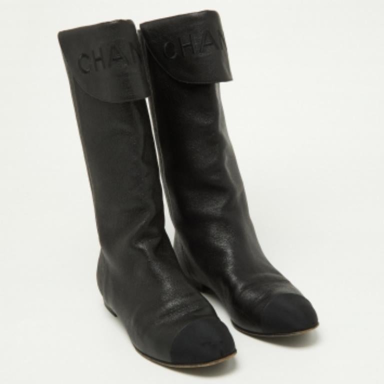 Chanel - Bottes mi-mollets en cuir noir et gros grain - Taille 37,5 en vente 1