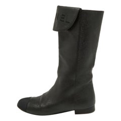 Chanel - Bottes mi-mollets en cuir noir et gros grain - Taille 37,5
