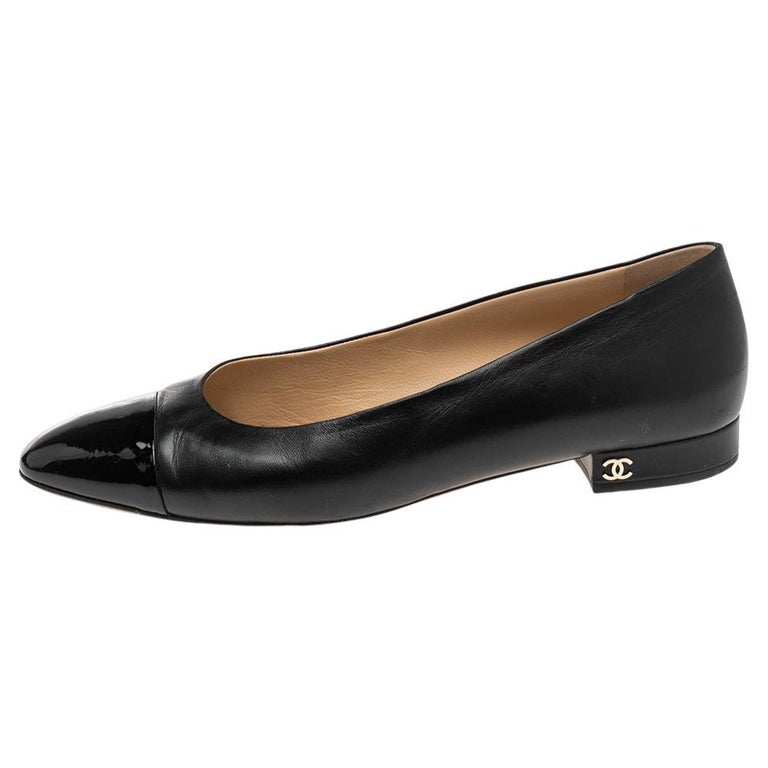 Chanel Black Leather ballet Flat W/ Patent Tip Size 39 Us 9