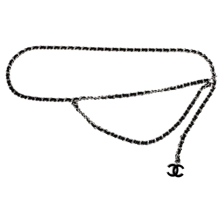 Chanel Black Leather and Silver Chain Belt with CC Charm at  display picture 3