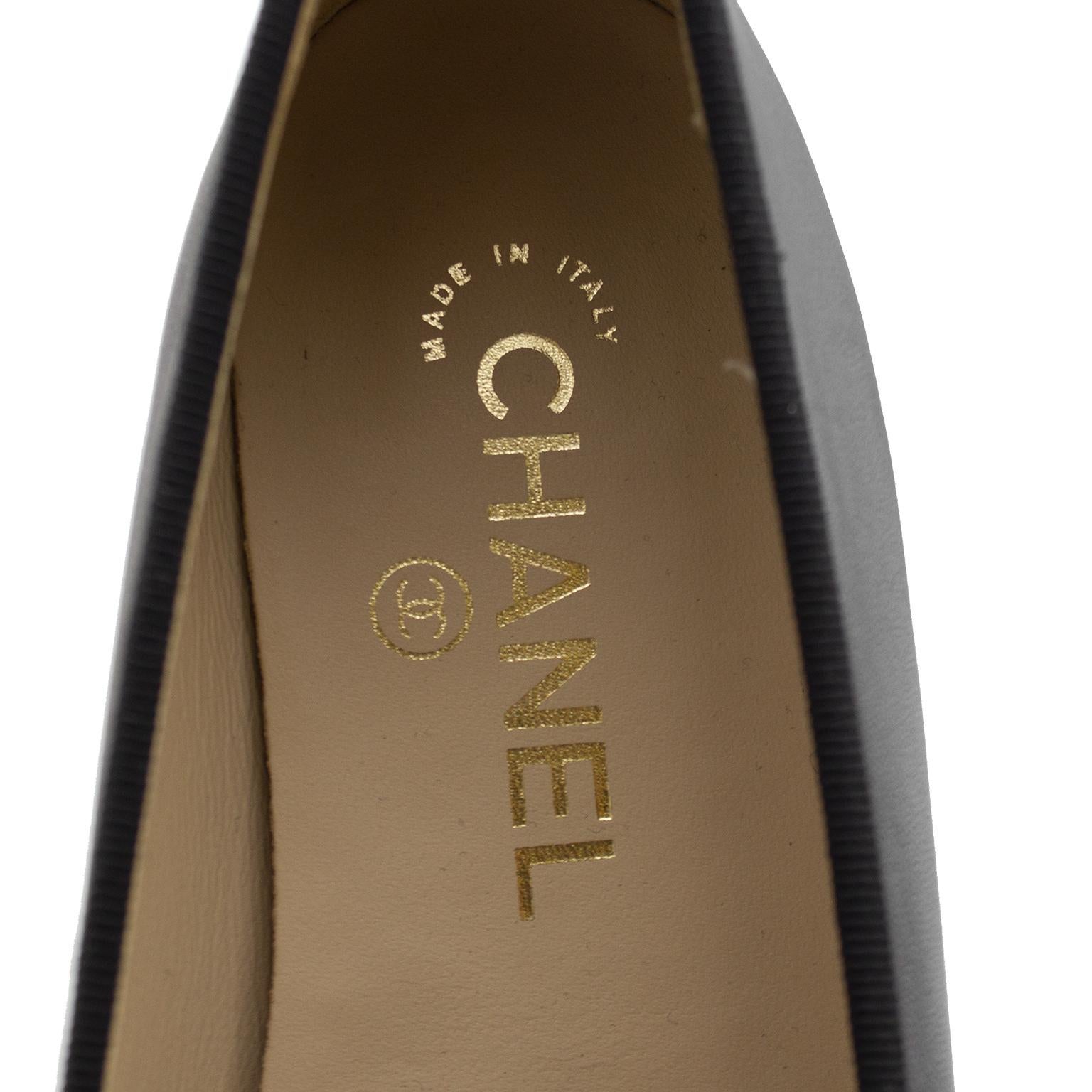 Chanel Black Leather Ballet Flats with Black Patent Leather Toe Sz 37 1
