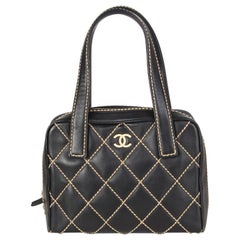 Chanel black leather 
beige QUILT STITCHING Small Bag