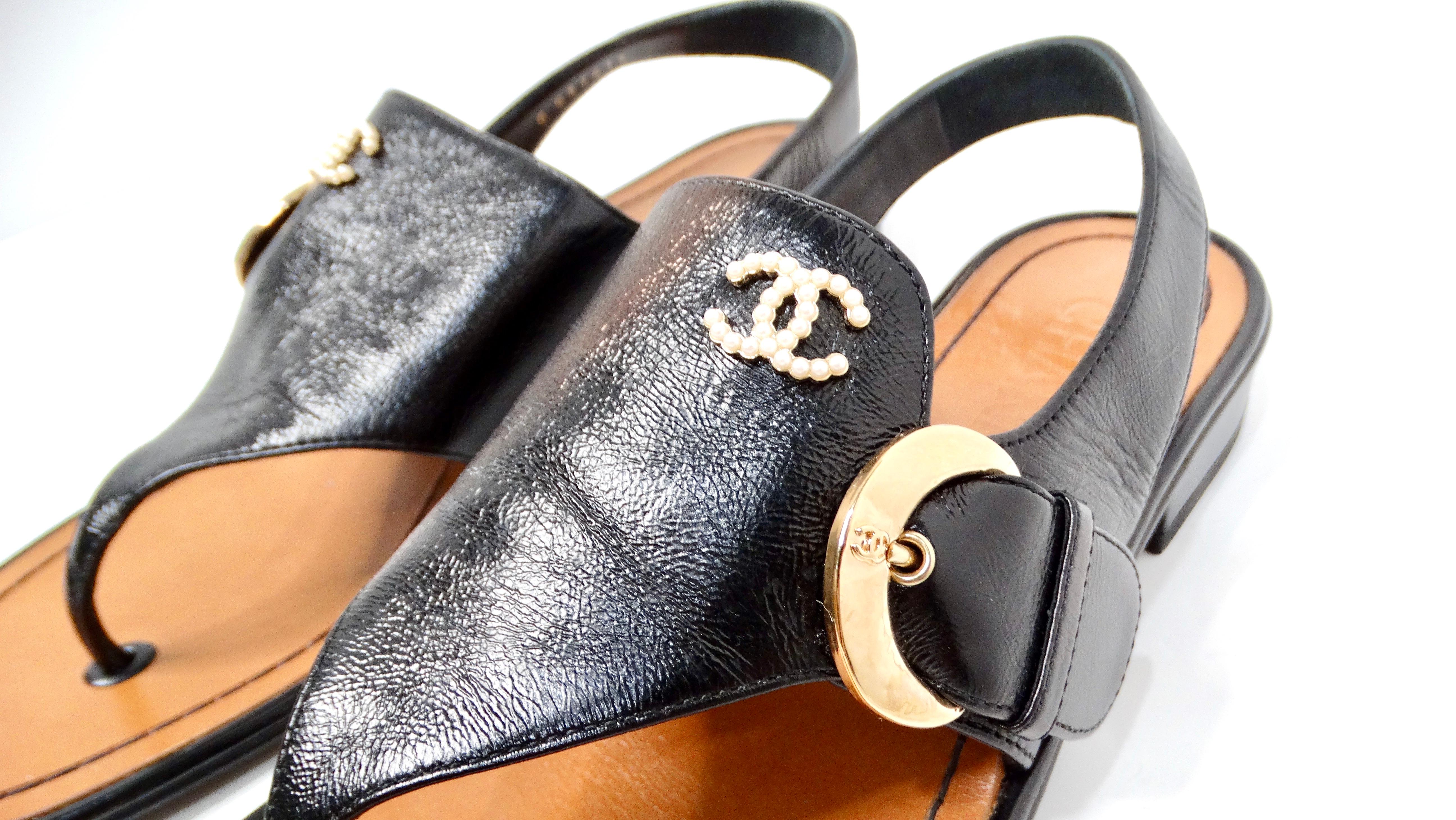 Chanel Black Leather Buckle Sandals With Pearl Interlocking CC Logo In Good Condition In Scottsdale, AZ