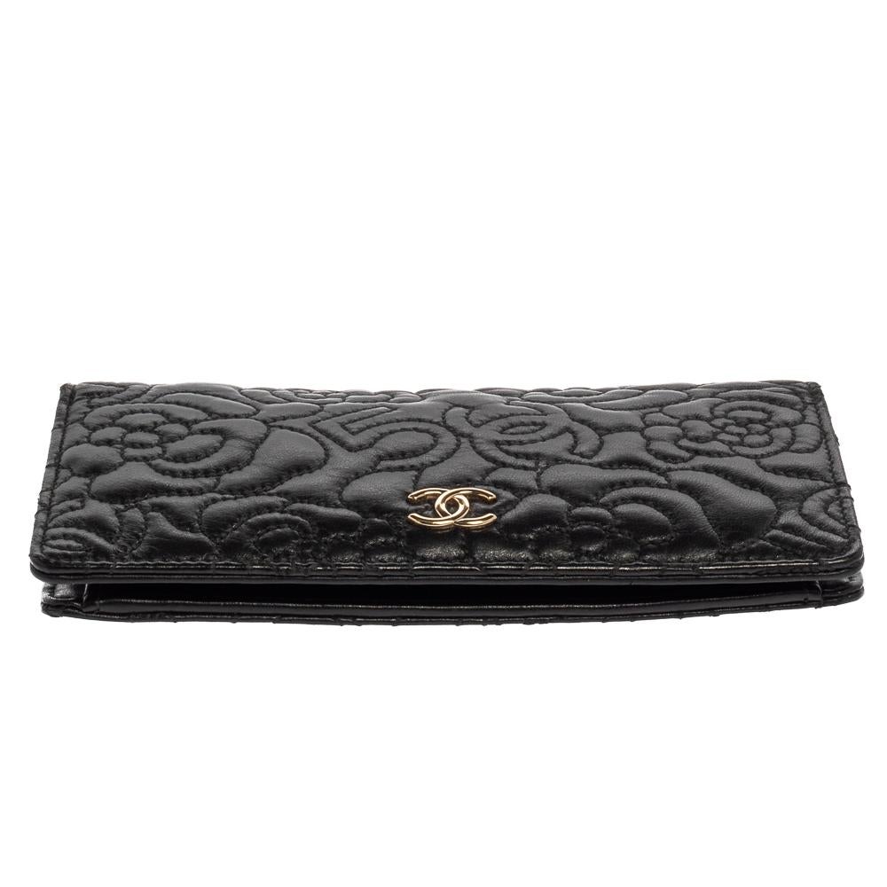 Women's Chanel Black Leather Camellia 5 CC Bifold Wallet