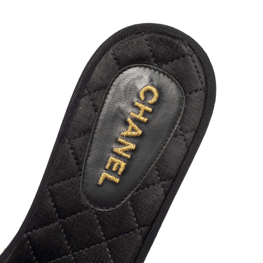 Chanel Black Leather Camellia Embellished CC Slide Flats Size 38.5 1
