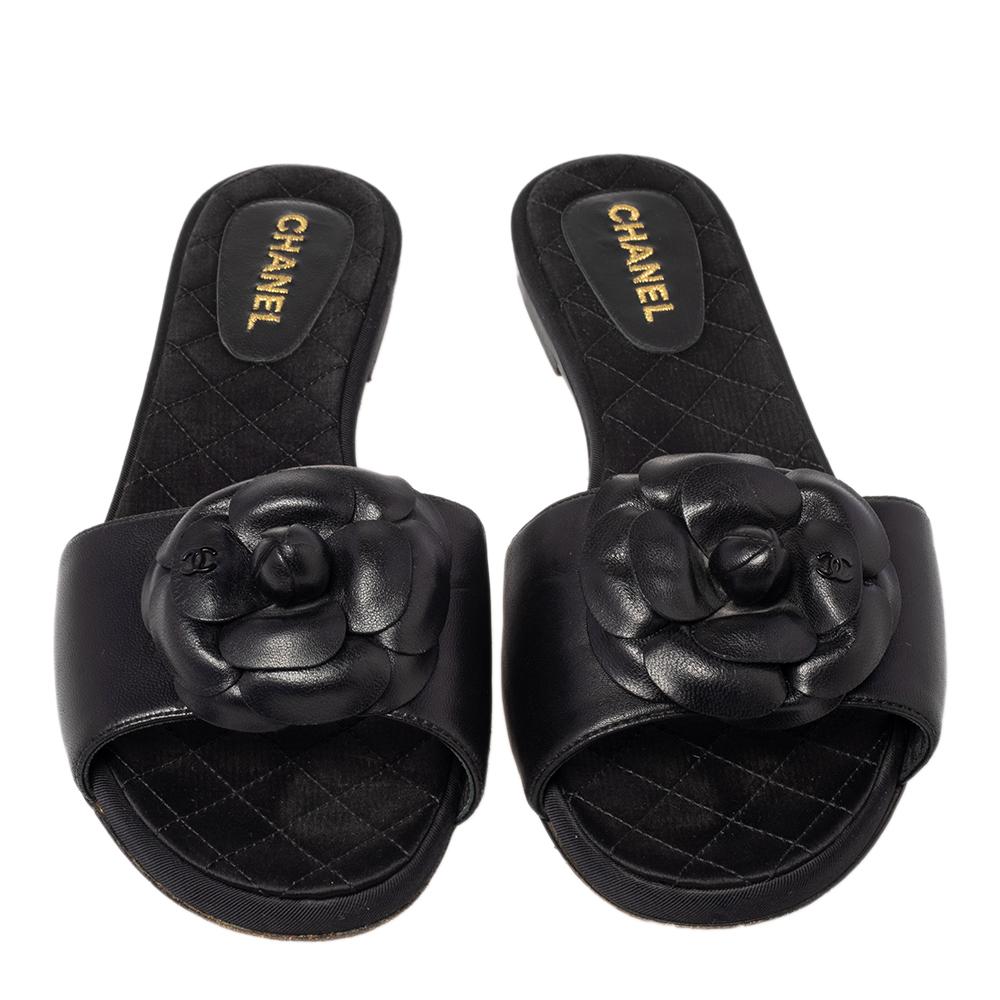 Chanel Black Leather Camellia Embellished CC Slide Flats Size 38.5 3
