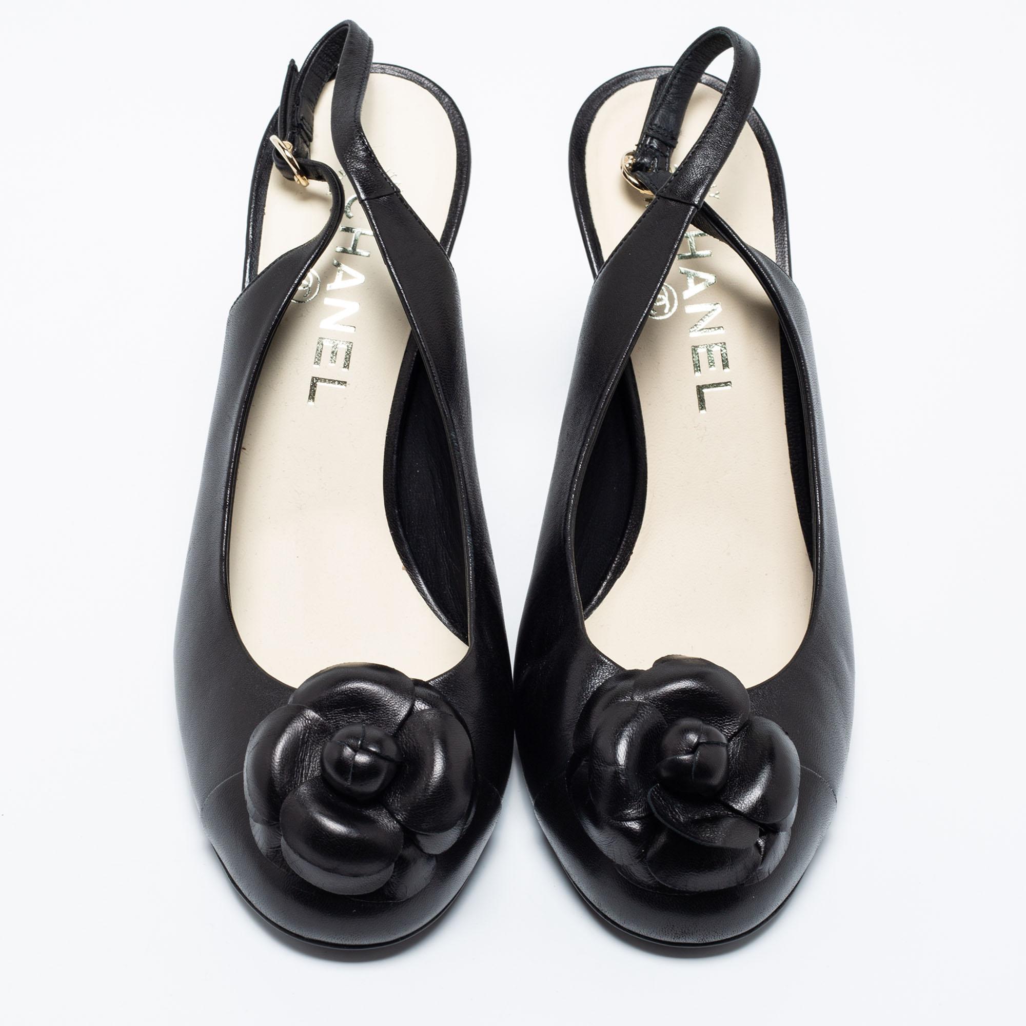 You'll get elevated comfort with these Chanel slingback sandals. They have covered toes, camellia detailing, and slim heels. Wear yours with everything from dresses to a blouse & jeans.

Includes: Original Dustbag
