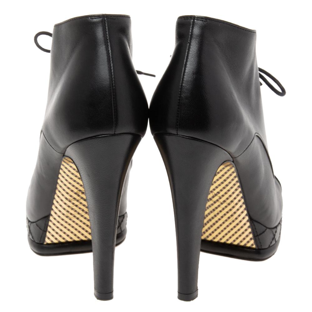 Women's Chanel Black Leather Cap Toe Lace Up Platform Ankle Boots Size 38