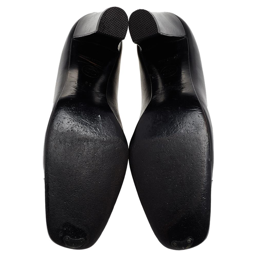 Chanel Black Leather CC Block Heel Pumps Size 38 2