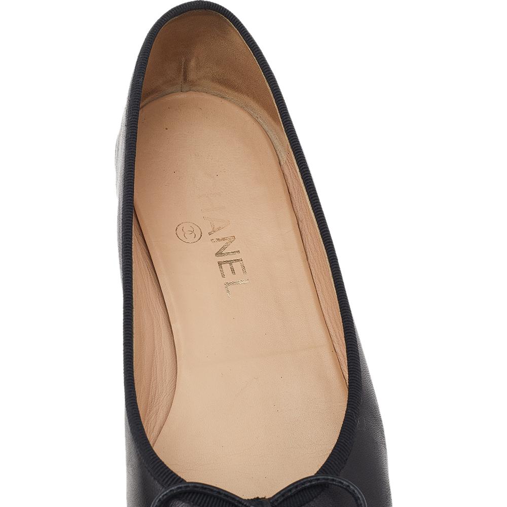 Chanel Black Leather CC Bow Ballet Flats Size 39 3
