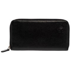 Chanel Black Leather CC Camellia Embossed Zip Around Wallet
