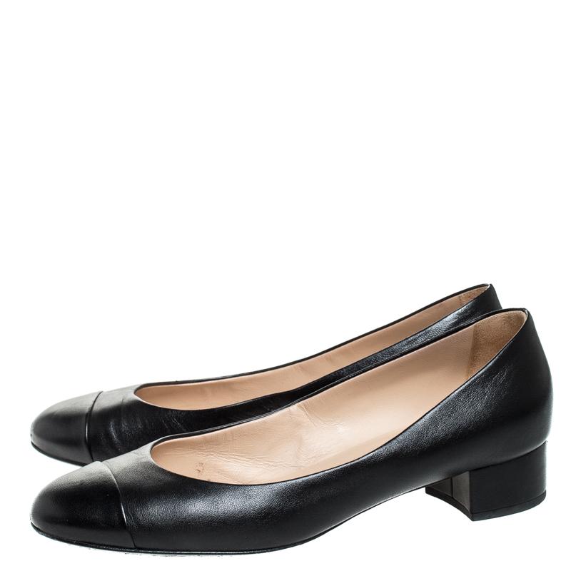 Chanel Black Leather CC Cap Toe Court Shoe Pumps Size 39.5 2