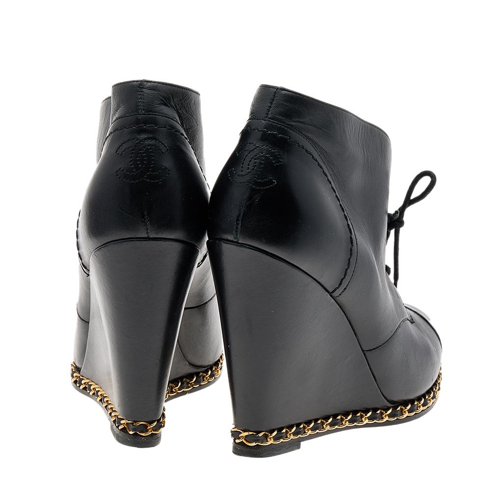 Chanel Black Leather CC Chain Wedge Ankle Length Boots Size 39.5 In Good Condition In Dubai, Al Qouz 2