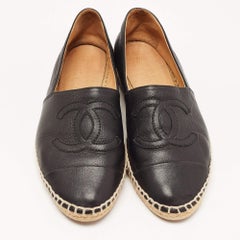 Chanel - Espadrilles en cuir noir CC - Taille 37