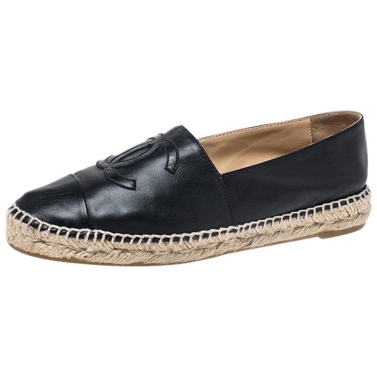 Chanel Black Leather CC Espadrilles Size 39 For Sale at 1stDibs