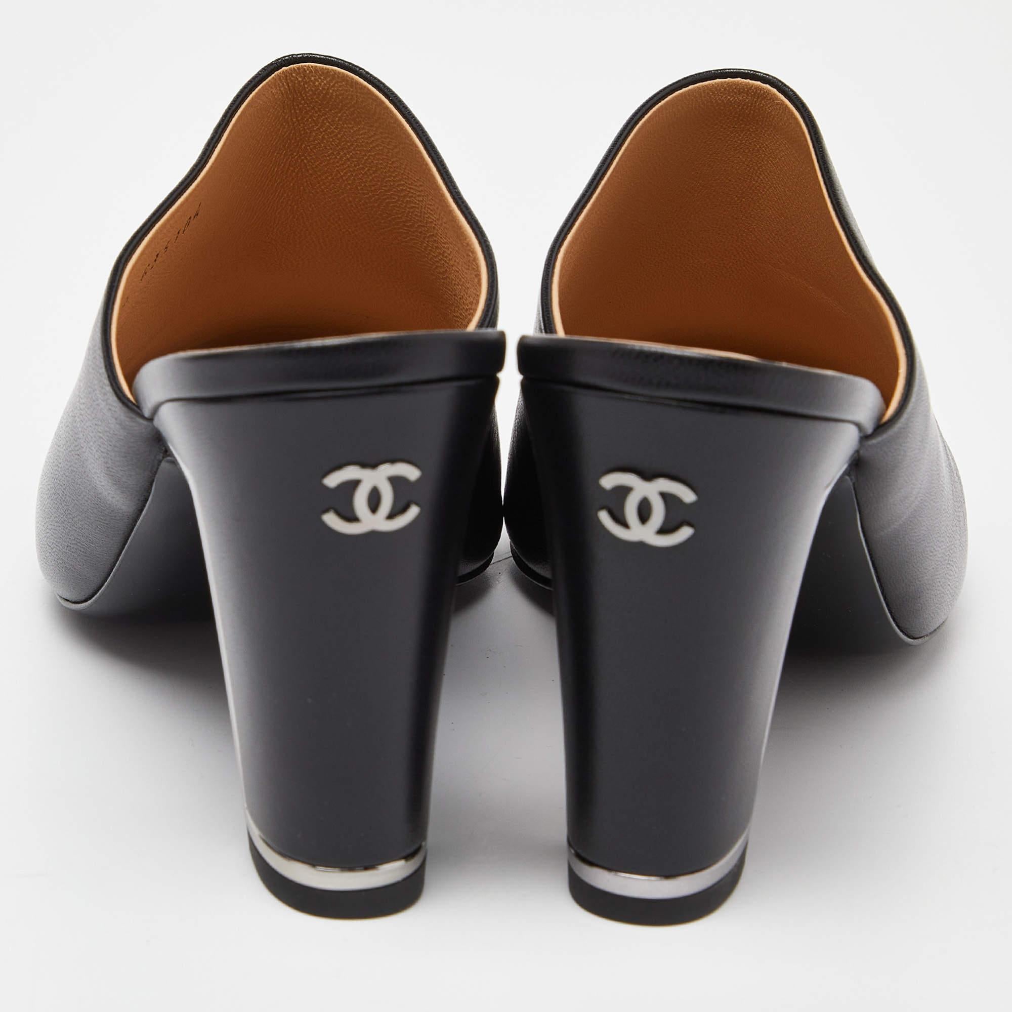 Chanel Black Leather CC Logo Metal Frame Mules Size 37 For Sale 2