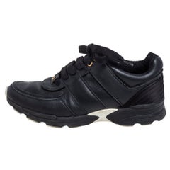 Chanel Black Leather CC Low Top Sneakers Size 37