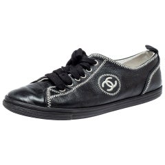 Chanel Black Leather CC Low Top Sneakers Size 39.5