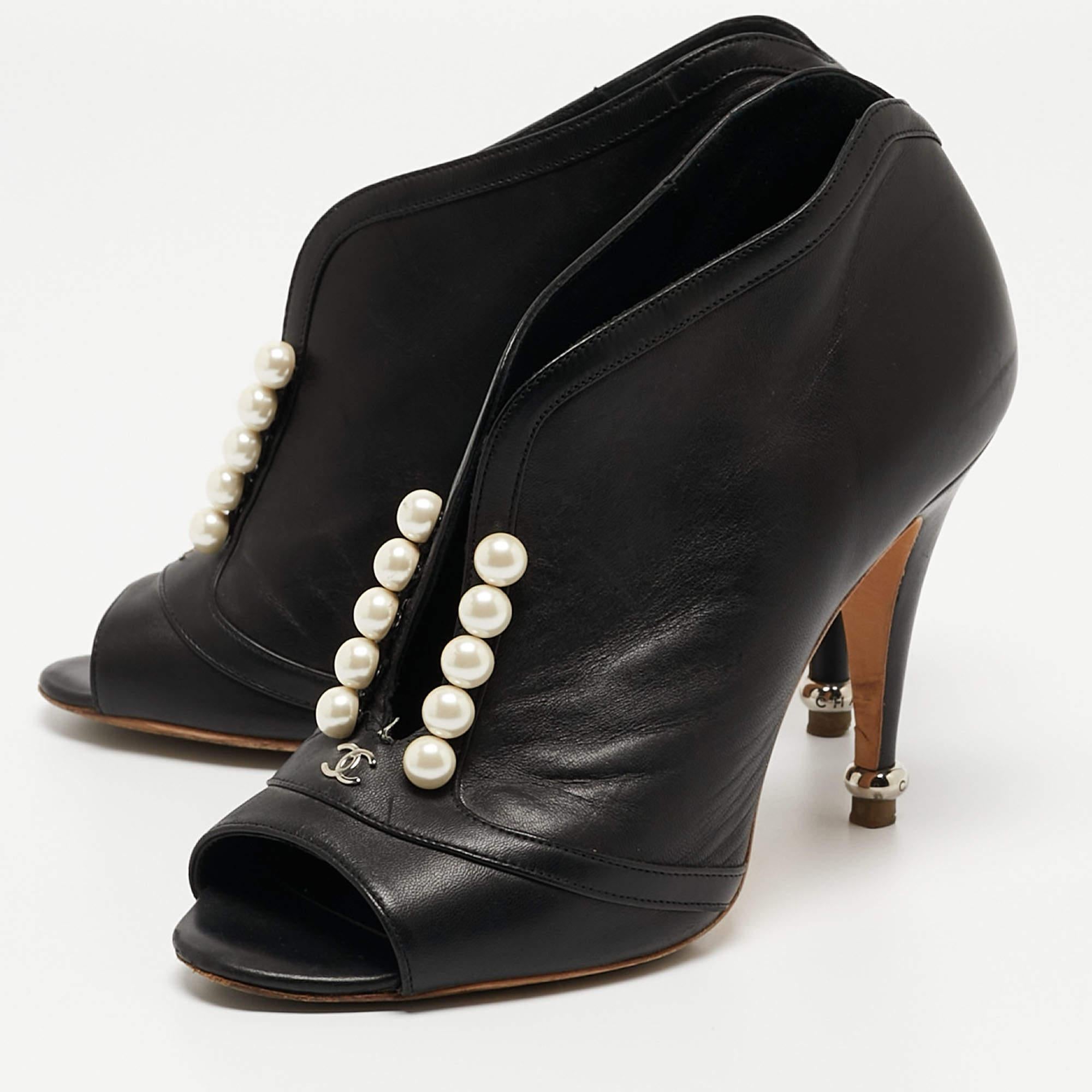 Chanel Black Leather CC Pearl Embellished Open Toe Booties Size 36.5 In Good Condition In Dubai, Al Qouz 2