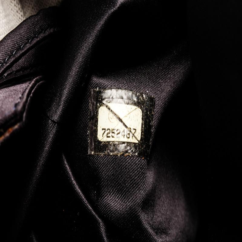 Women's Chanel Black Leather CC Pochette Shoulder Bag For Sale