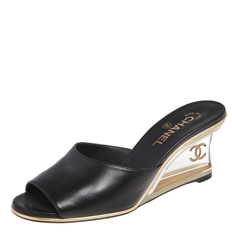 Chanel 20C CC Chain Wicker Platform Wedge Sandals Black Leather Size 39.5 New