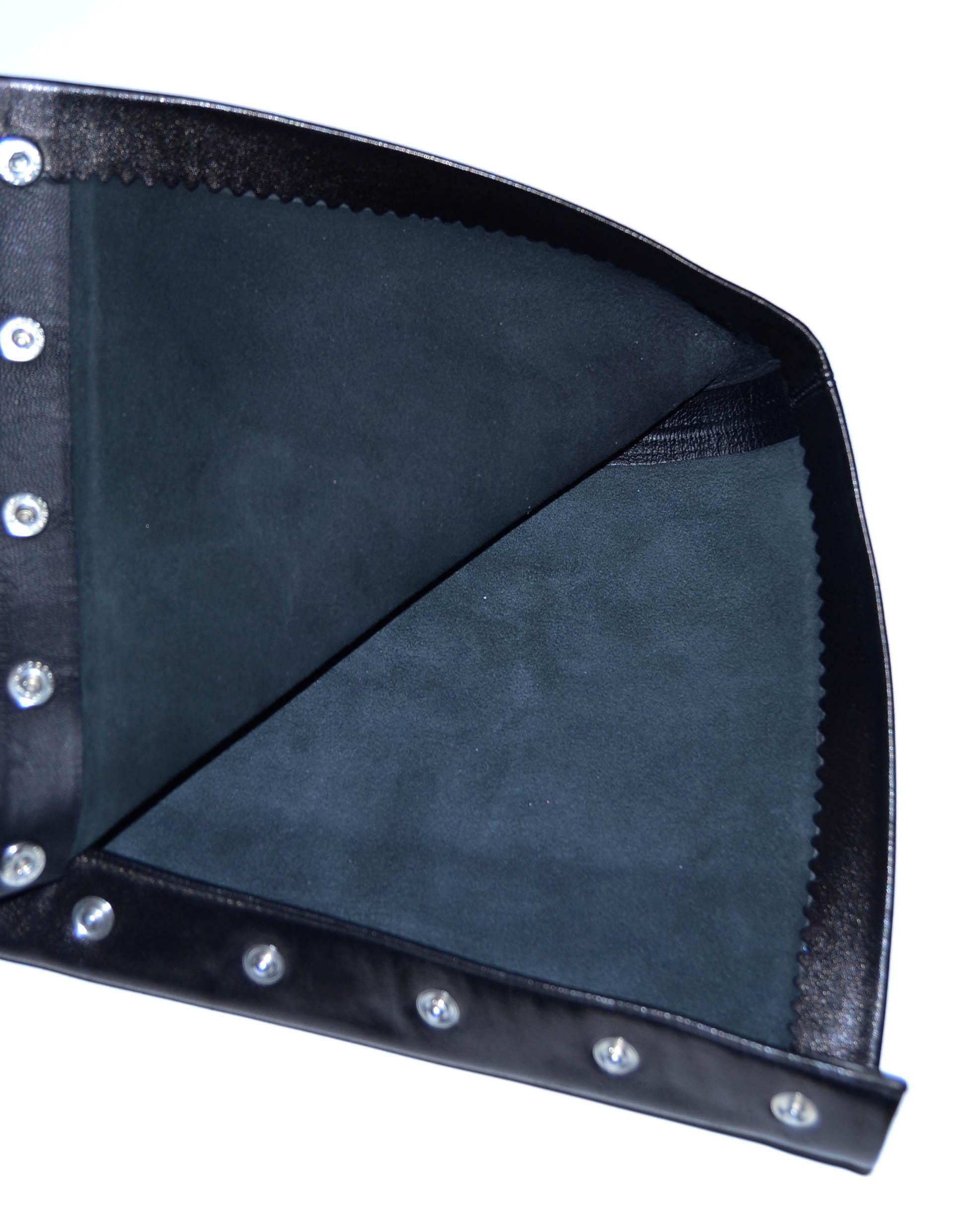 Chanel Black Leather CC Snap Boot Covers In Excellent Condition In New York, NY