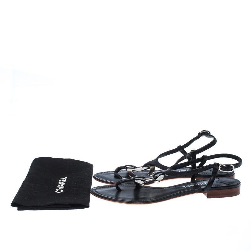 Chanel Black Leather CC Thong Flat Sandals Size 37.5 4
