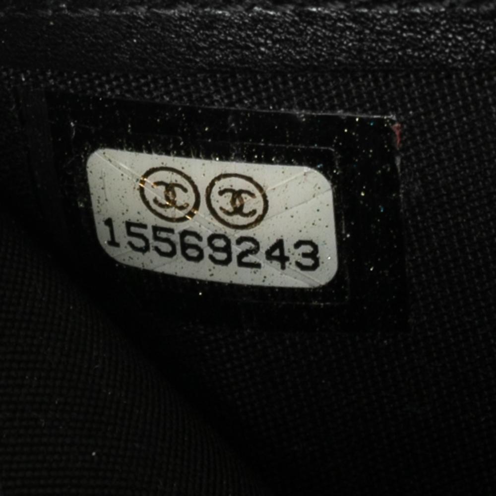 Chanel CC Brieftasche aus schwarzem Leder mit Reißverschluss 3