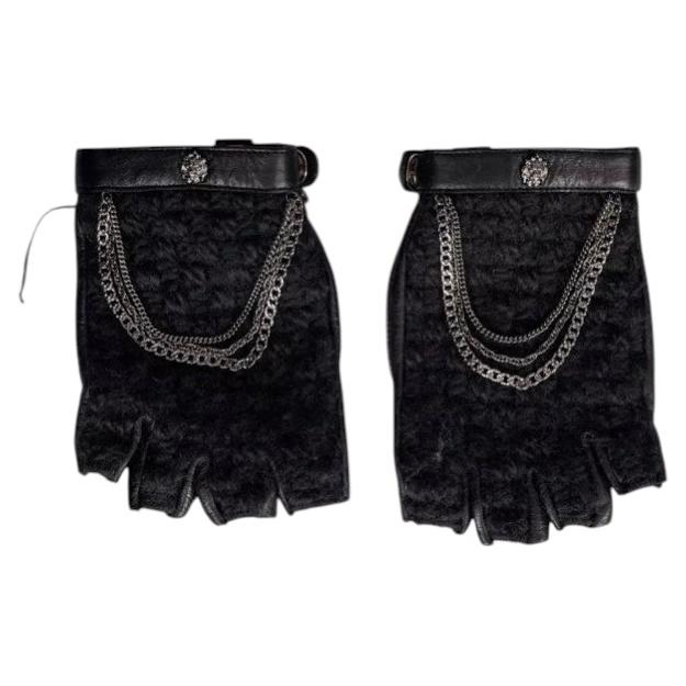 Pre-owned Chanel Black Leather Chain Detail Fingerless Gloves Mittens Sz.7.5