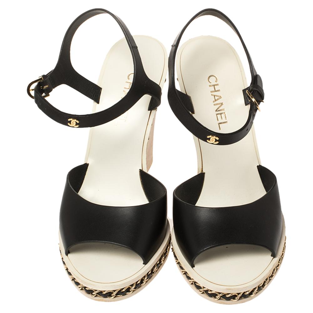 Chanel Schwarz Leder Kette Link CC Keil Knöchelriemen Sandalen Größe 38 (Beige)