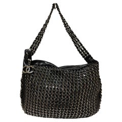 Chanel Black leather chain shoulder bag