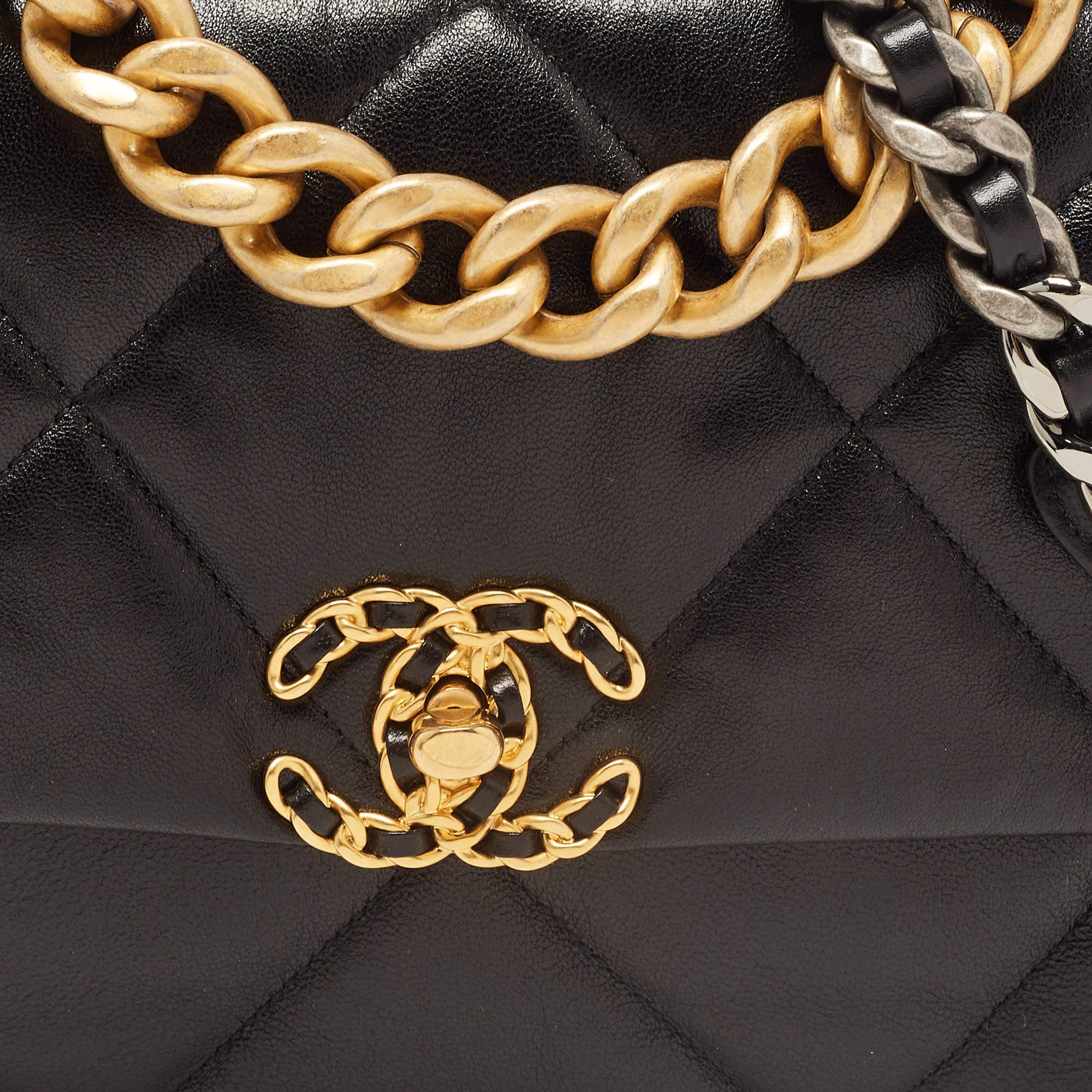 Chanel Black Leather Chanel 19 Flap Shoulder Bag 2