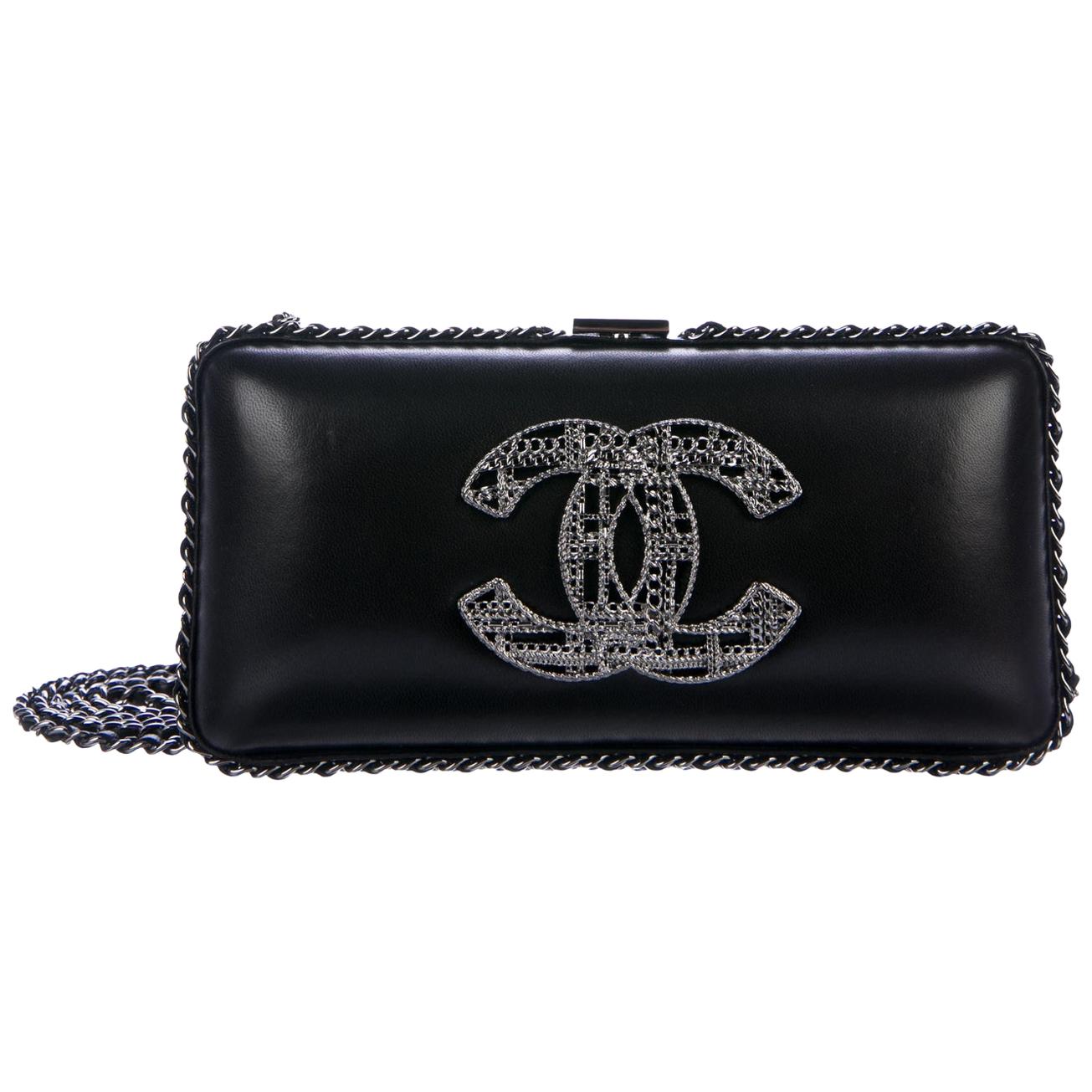 Louis Vuitton Monogram Black Satin 2in1 Evening Clutch Flap Chain Shoulder  Bag For Sale at 1stDibs