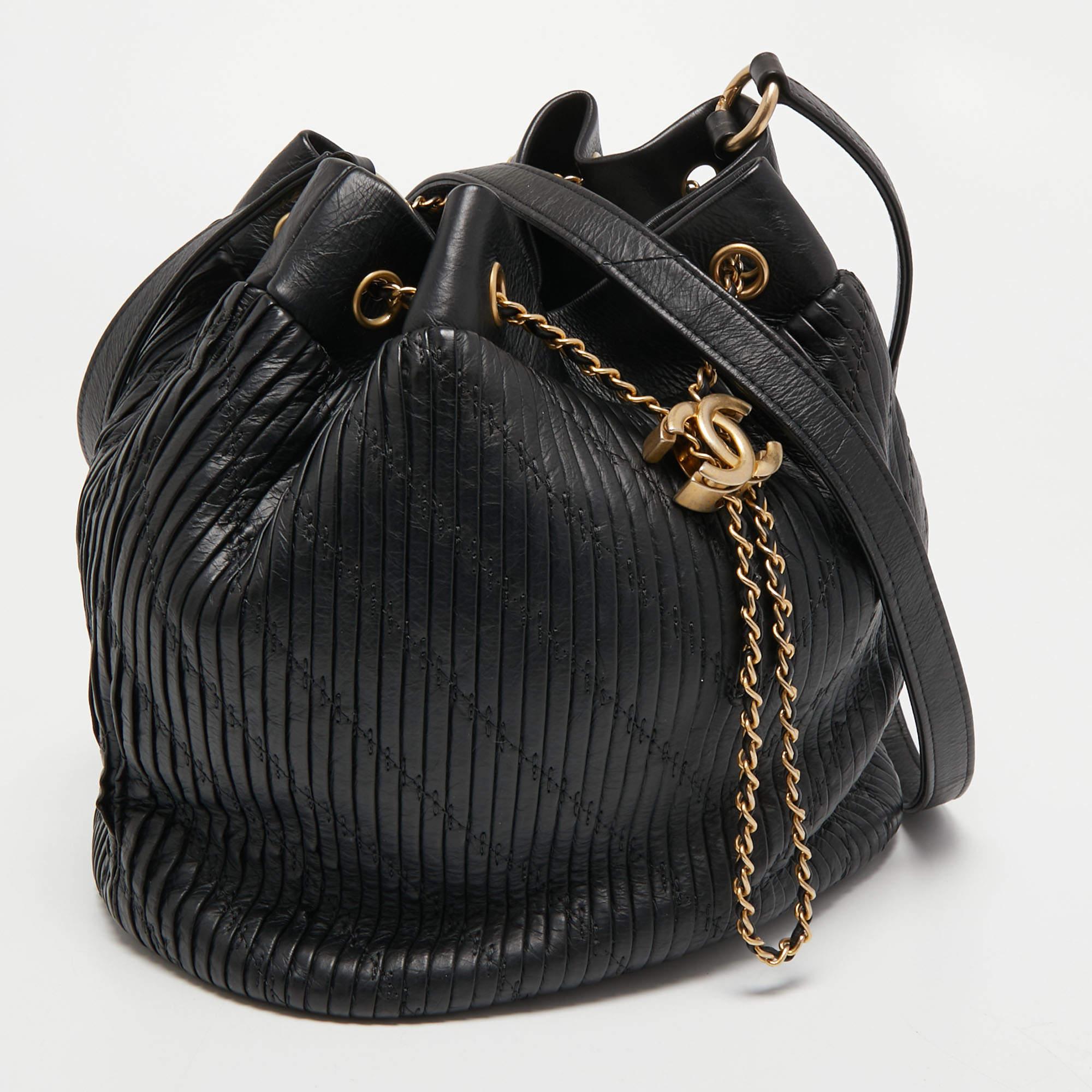 Chanel Black Leather Coco Pleats Drawstring Bag In Excellent Condition In Dubai, Al Qouz 2