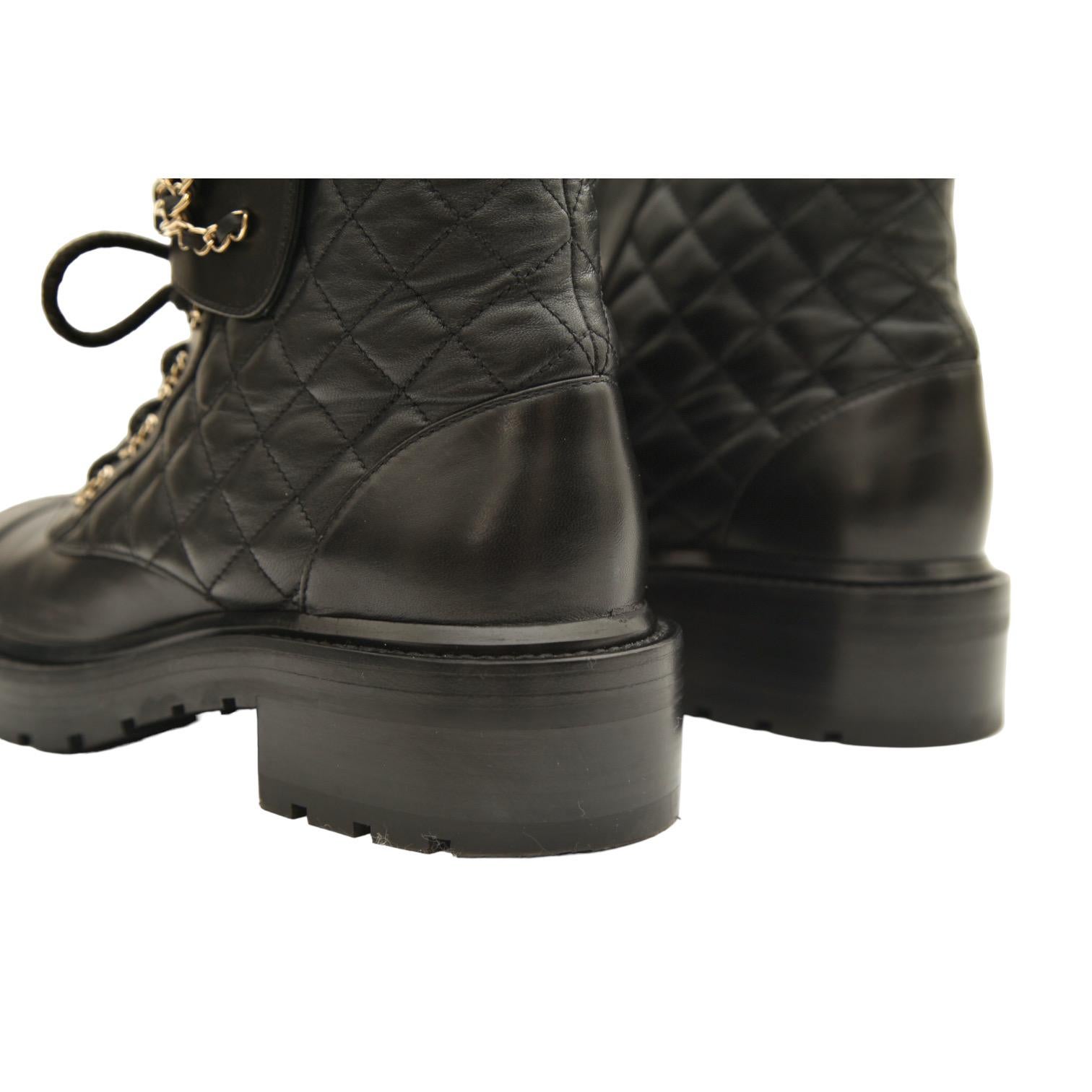 CHANEL Black Leather Combat Boots Lace Up Quilted CC Gold Cap Toe Sz 38 6