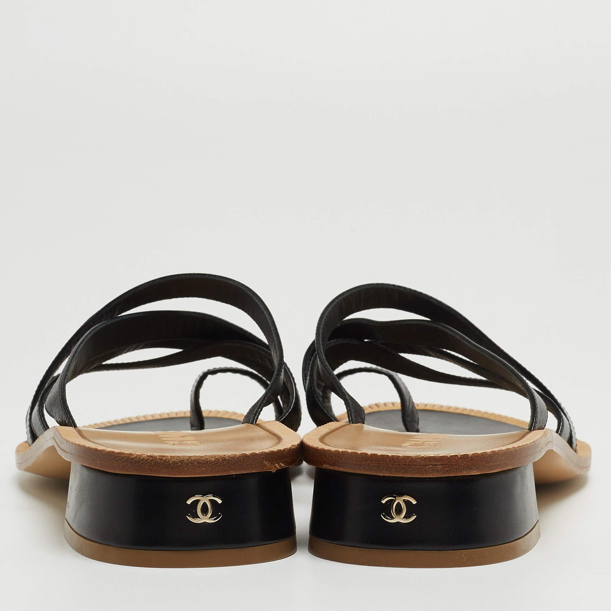 Women's Chanel Black Leather Criss Cross Slide Sandals Size 39