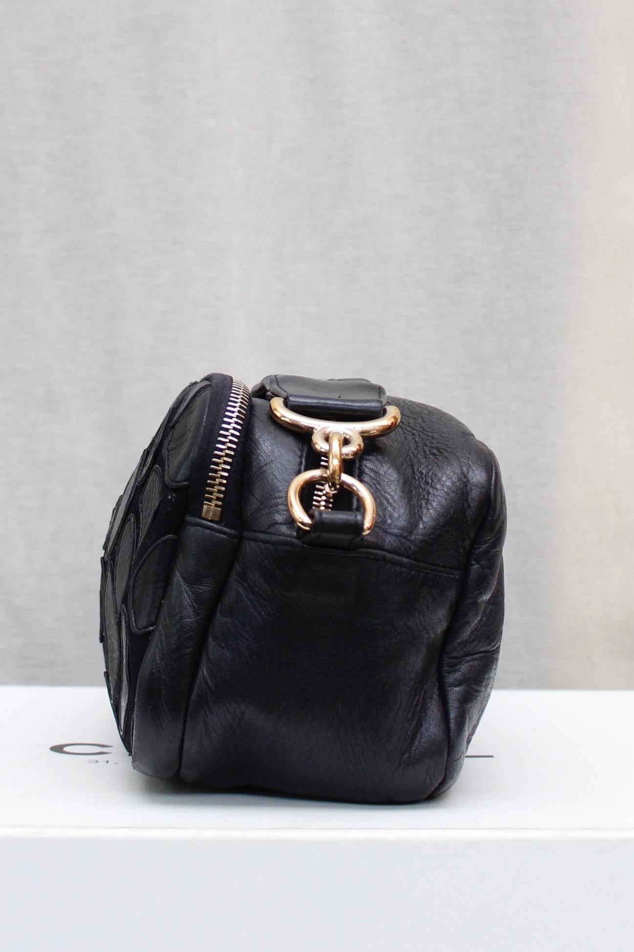 Chanel black leather cross-body bag, 2000’s 3