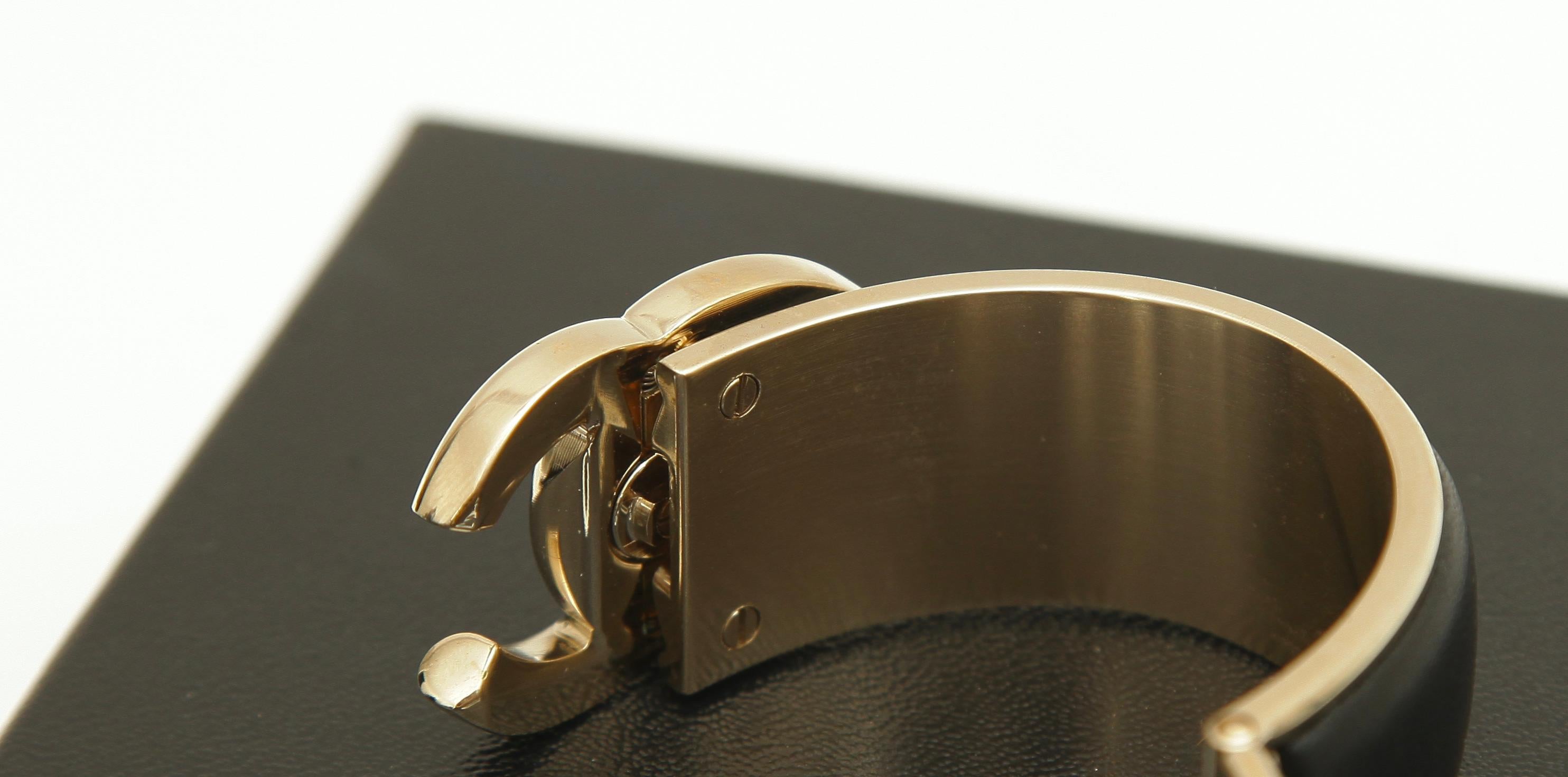 Women's CHANEL Black Leather Cuff Bracelet Bangle Gold HW CC Turnlock Wider 21S 2021
