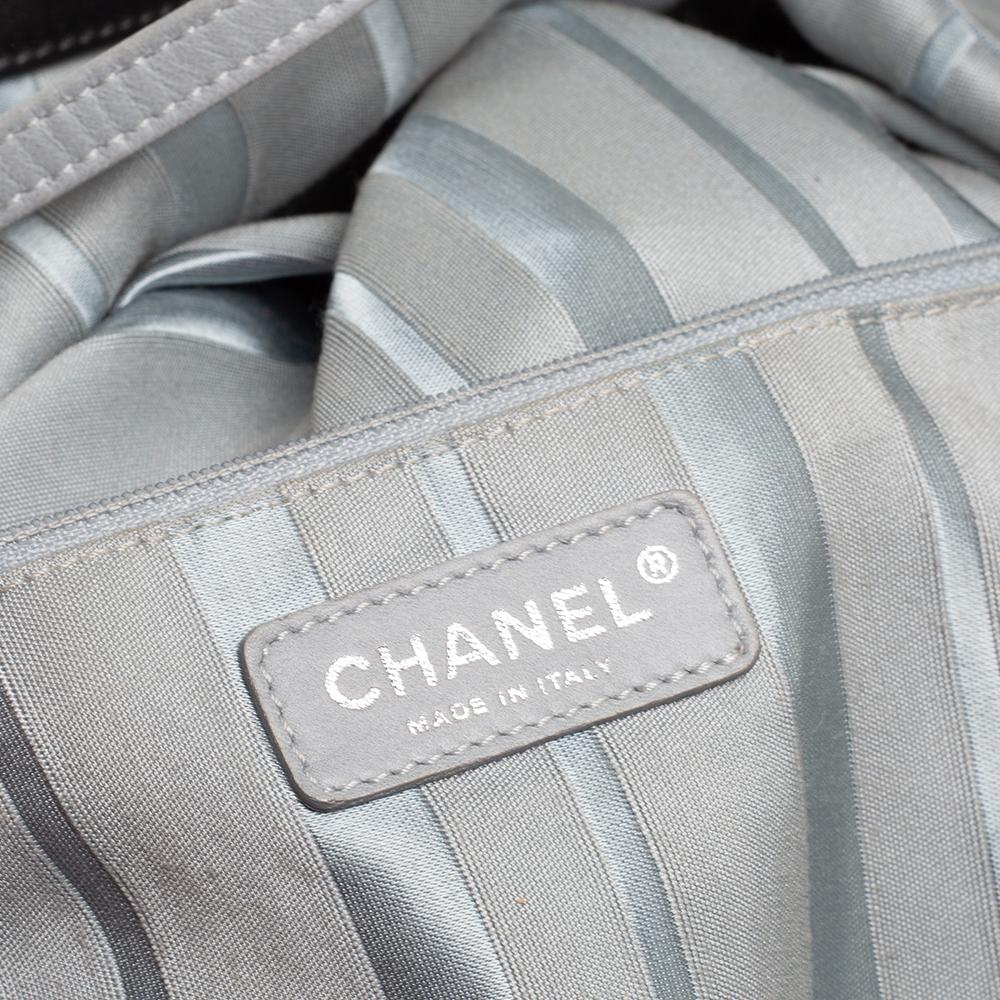 Chanel Black Leather Disc Bon Bon Bag 3