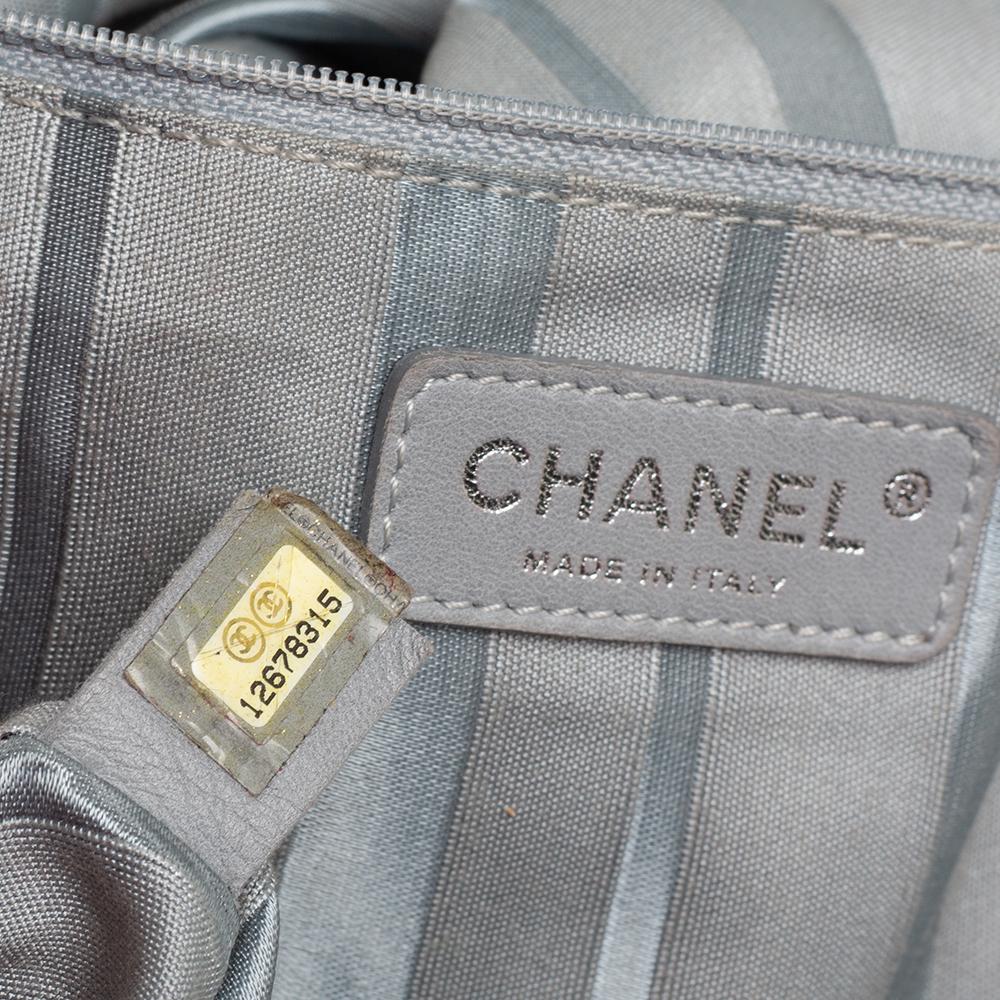 Chanel Black Leather Disc Bon Bon Bag 4