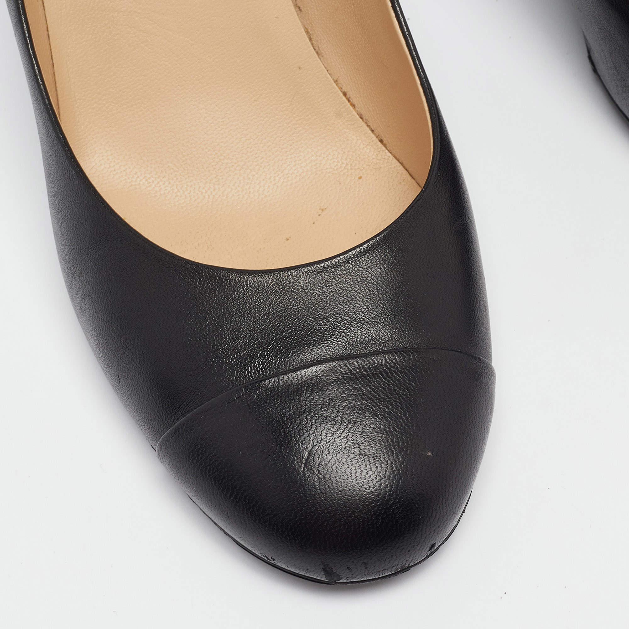 Chanel Black Leather Faux Pearl Embellished Heel Cap Toe Pumps Size 38.5 3