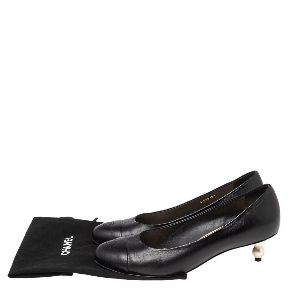 Chanel Black Leather Faux Pearl Heel CC Cap Toe Pump Size 39.5 6