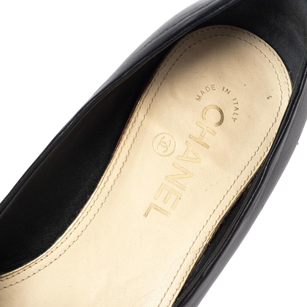 Chanel Black Leather Faux Pearl Heel CC Cap Toe Pump Size 39.5 2
