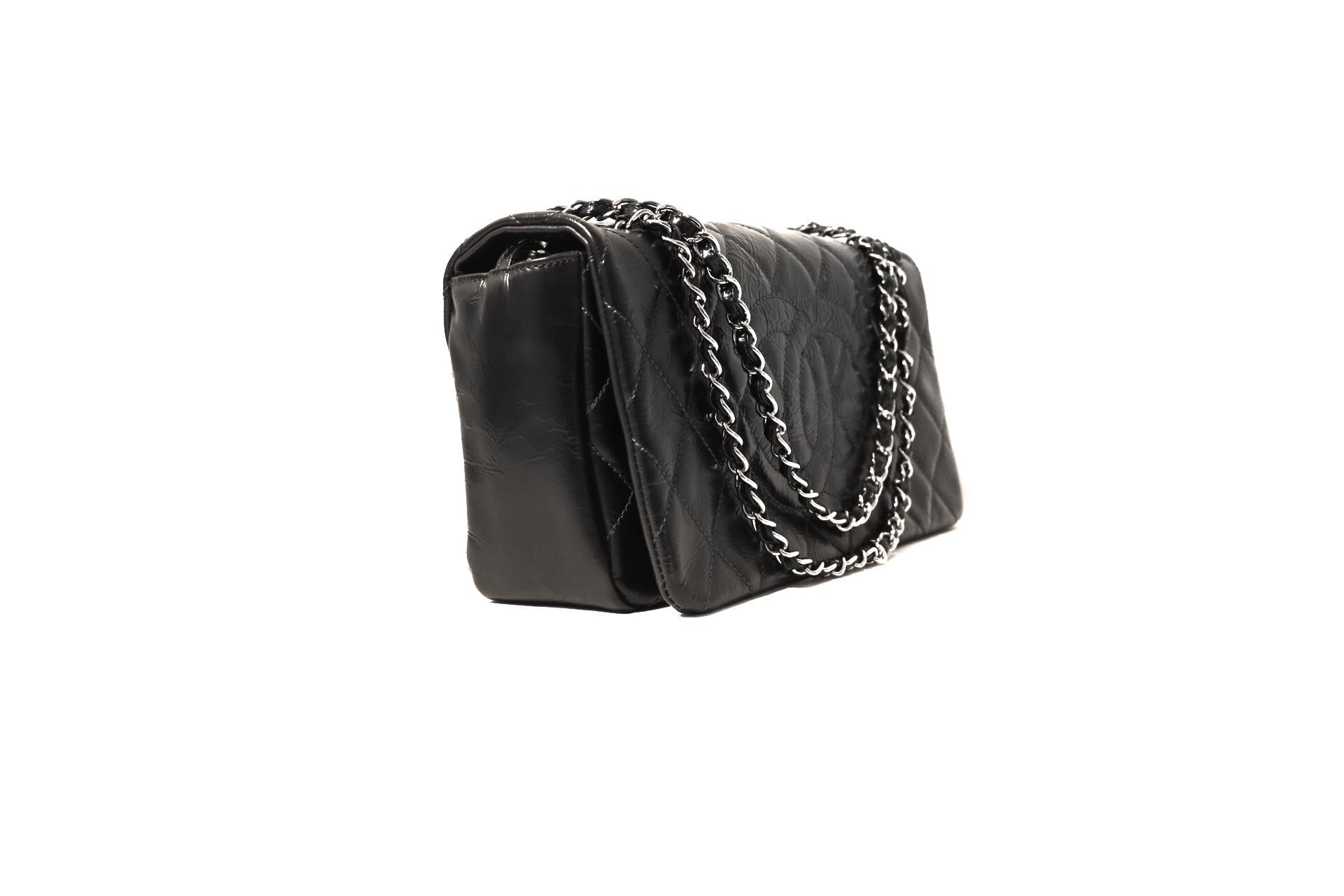 Chanel Black Leather Flap Bag In Excellent Condition In Palm Beach, FL