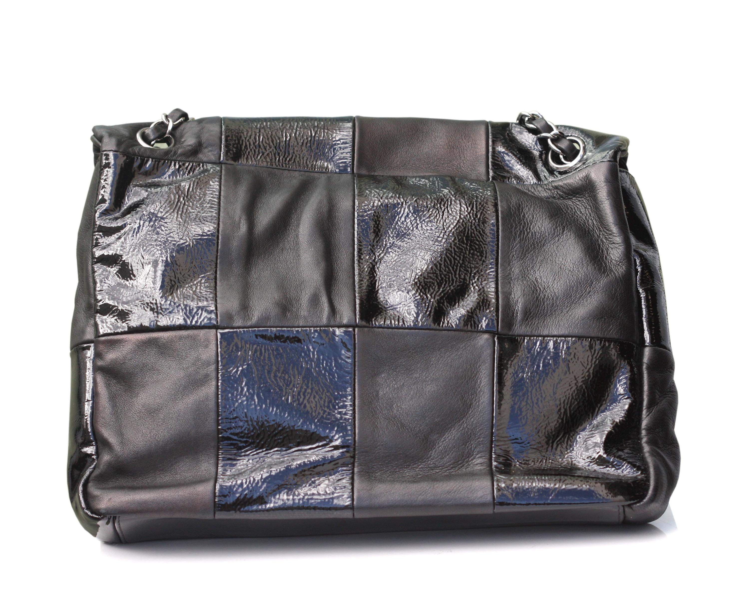 Chanel Black Leather Flap Logo Handbag In Good Condition For Sale In West Palm Beach, FL
