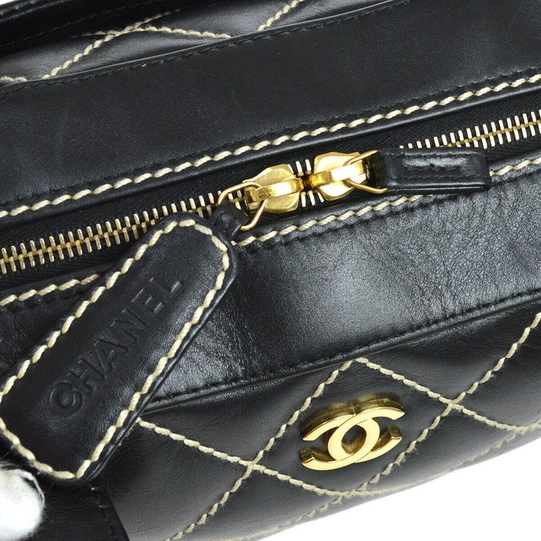 Chanel Black Leather Gold Carryall Travel Stitch Top Handle Satchel Bag In Good Condition For Sale In Chicago, IL
