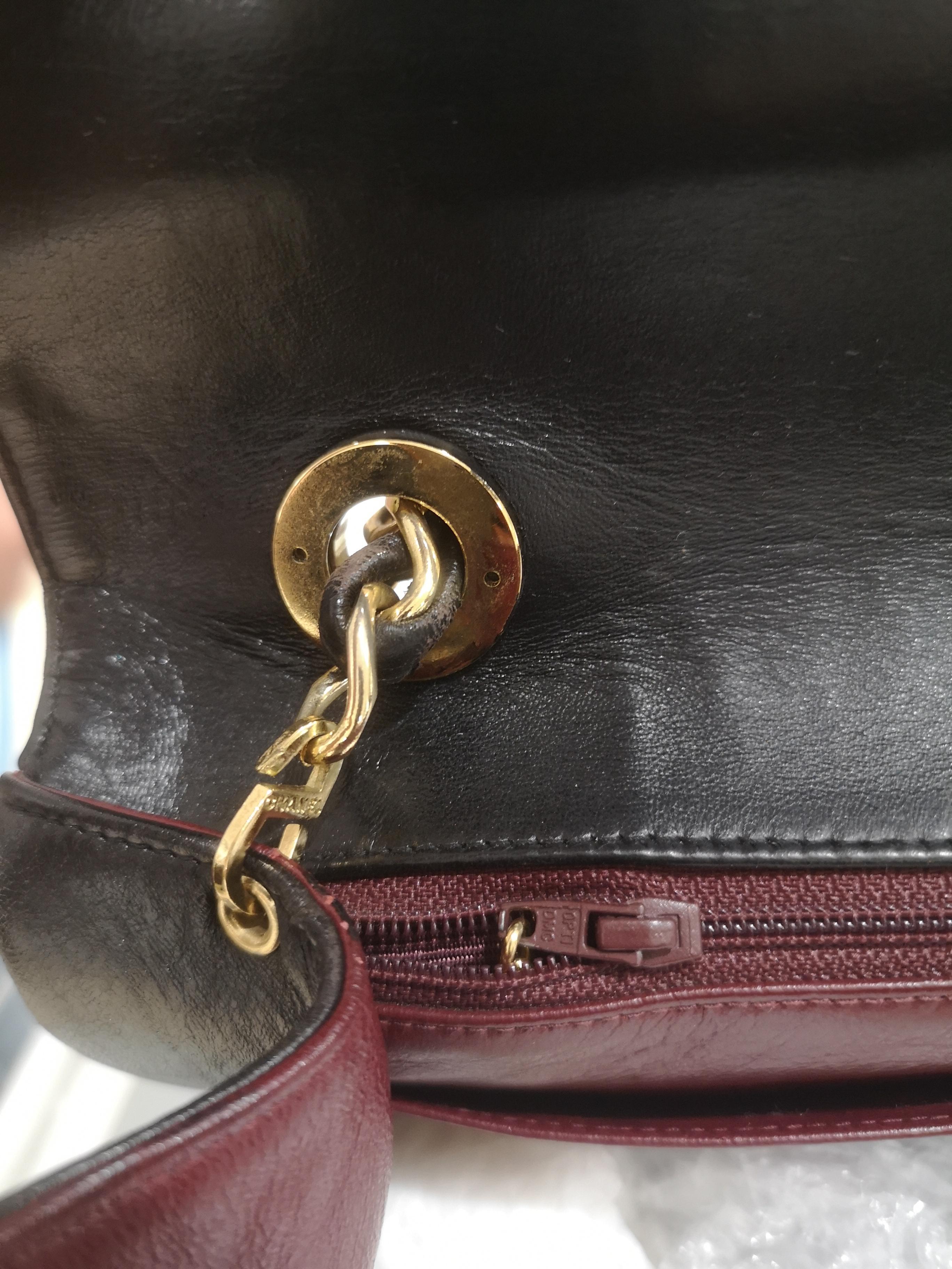 Chanel black leather gold hardware CC logo shoulder bag 2