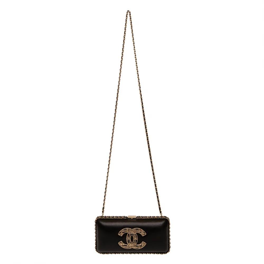Black Chanel black leather gold hardware clutch - shoulder bag